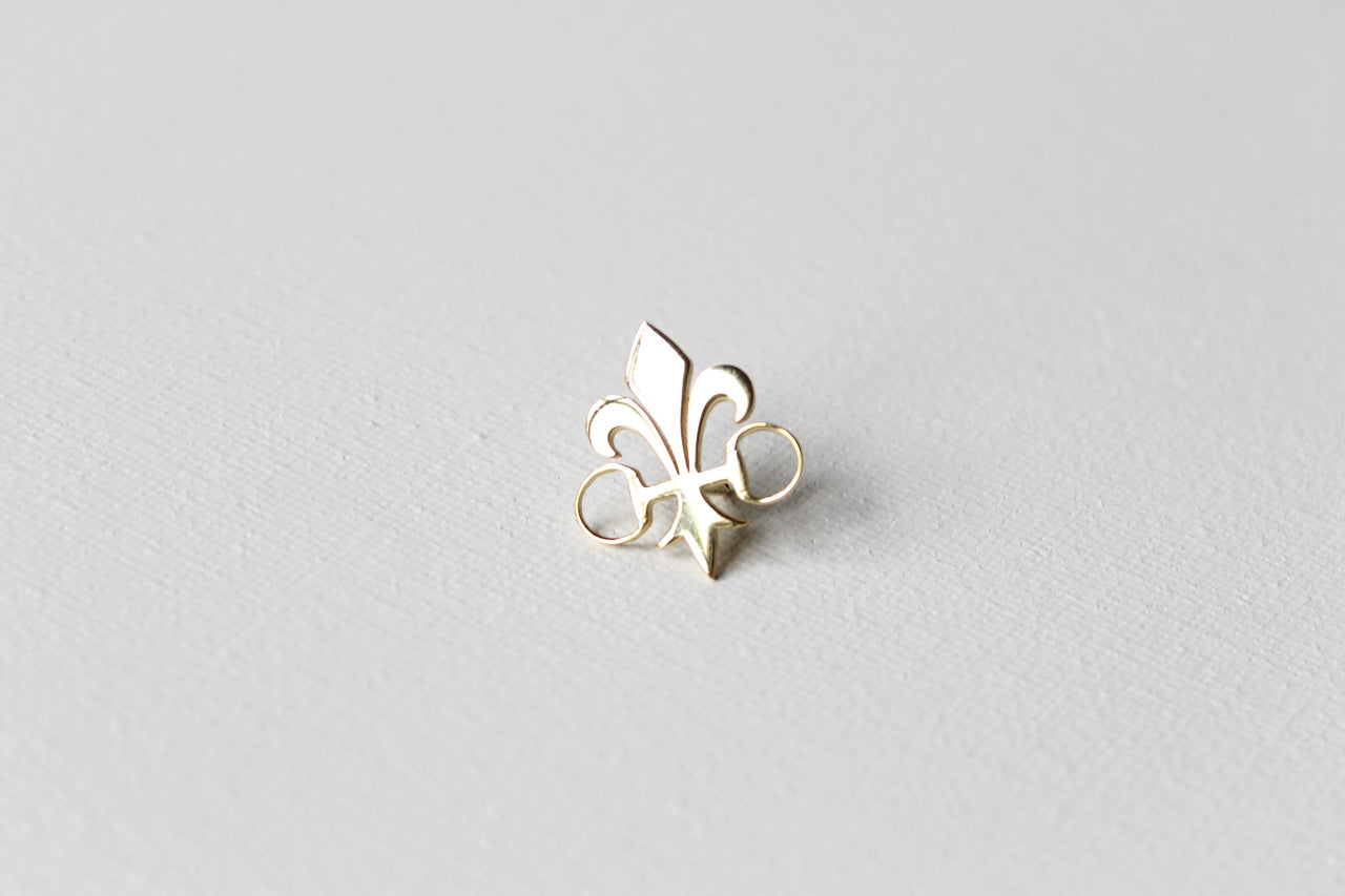 The 18k Gold Plated Clovis Show Pin - 2cm