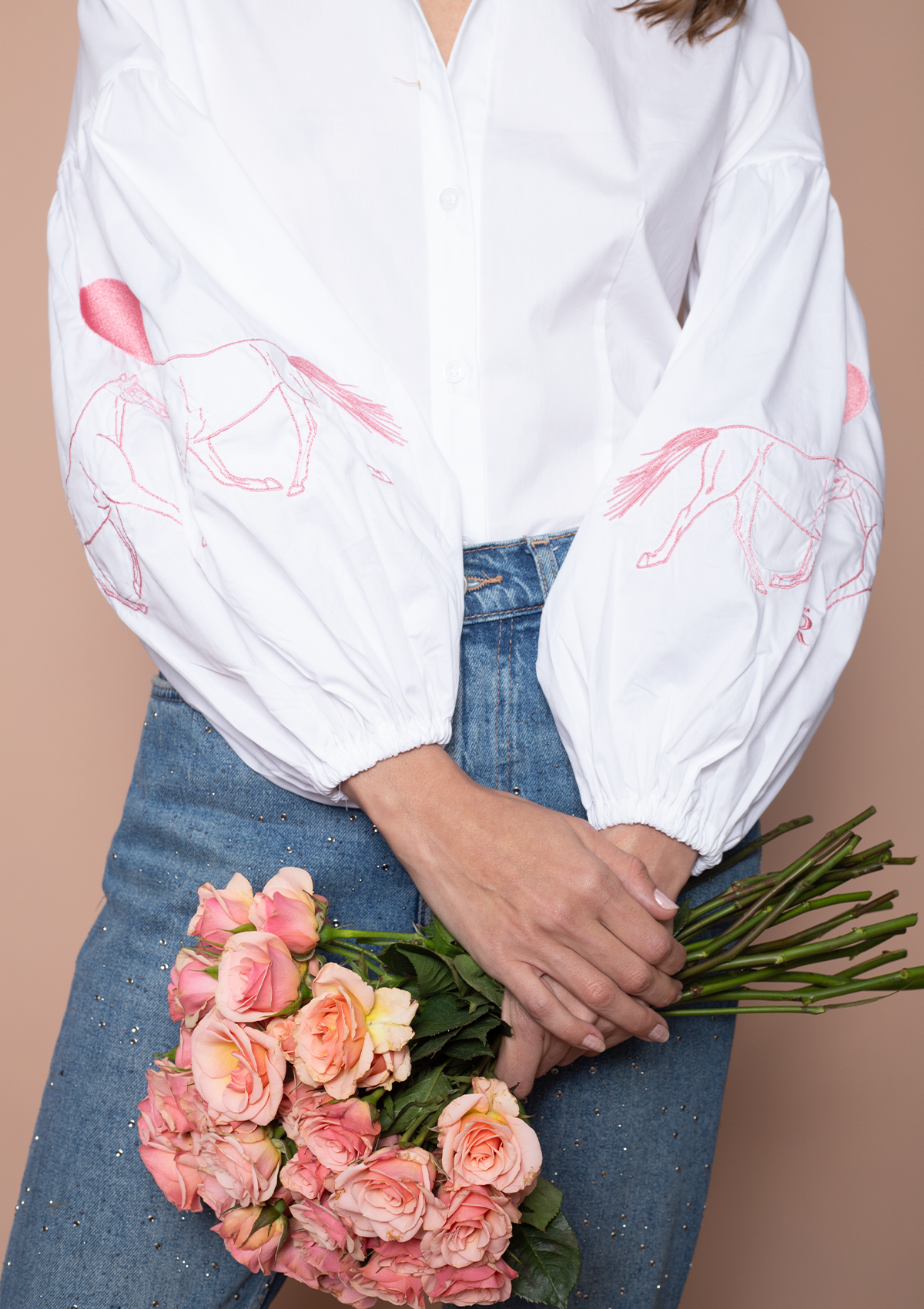 Annie Shirt – Special Edition LOVE - White & Pink Embroidery